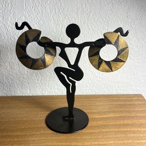 Vintage Artisan Geometric Design Spiral Hoop Earrings